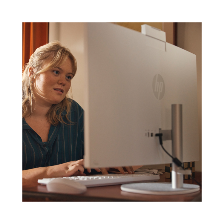 HP 27-cr0016na AMD Ryzen 5 7520U 16GB RAM 512GB SSD 27 Inch Windows 11 All-in-One PC