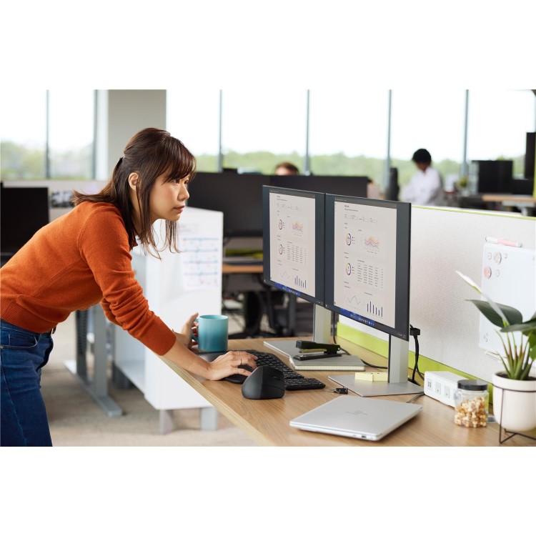 HP EliteBook X G1a Qualcomm Snapdragon 32GB RAM 512GB SSD 14 Inch Windows 11 Pro Laptop