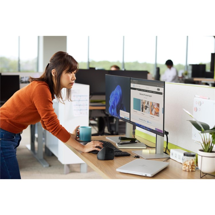 HP EliteBook X G1a Qualcomm Snapdragon 32GB RAM 512GB SSD 14 Inch Windows 11 Pro Laptop