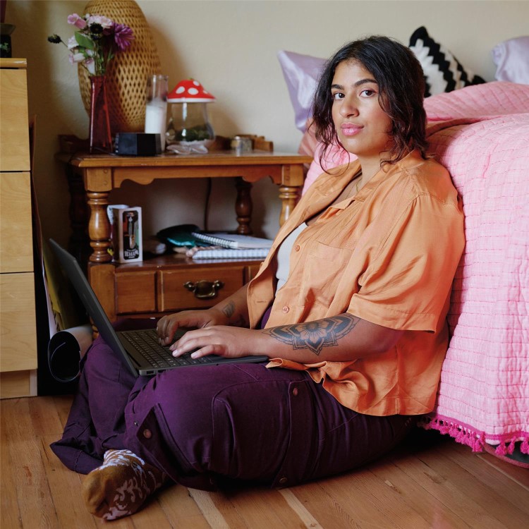 HP BM2V4EA Intel Core i3 4GB RAM 128 UFS 15.6 Inch Windows 11 S Laptop