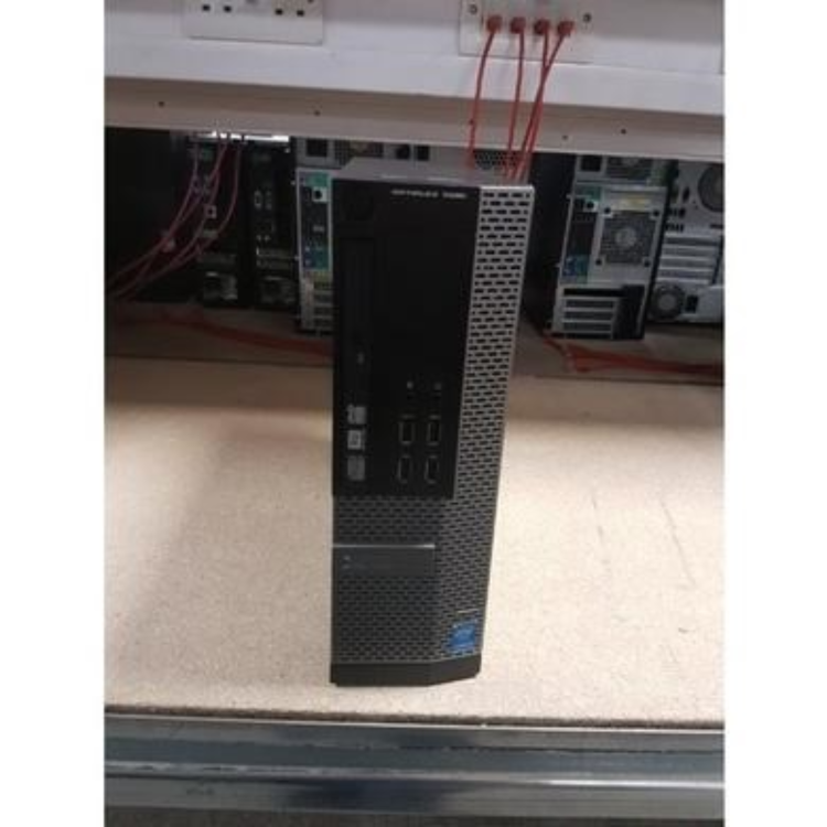 Refurbished Dell OptiPlex 7020 Core i3-4160 8GB RAM 120GB SSD Windows 10 Desktop