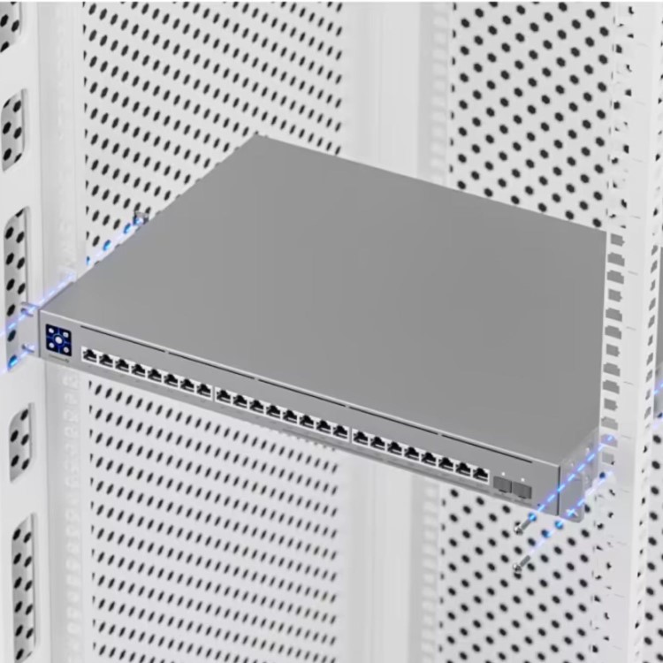 Ubiquiti UniFi 24-Port Gigabit Ethernet PoE L3 Rack-mountable Managed Switch