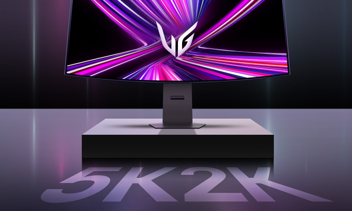 World's first 5K2K OLED