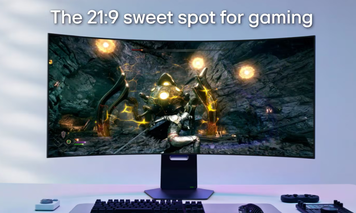 Go wide. Not short.
The 21:9 UltraWide sweet spot for gaming