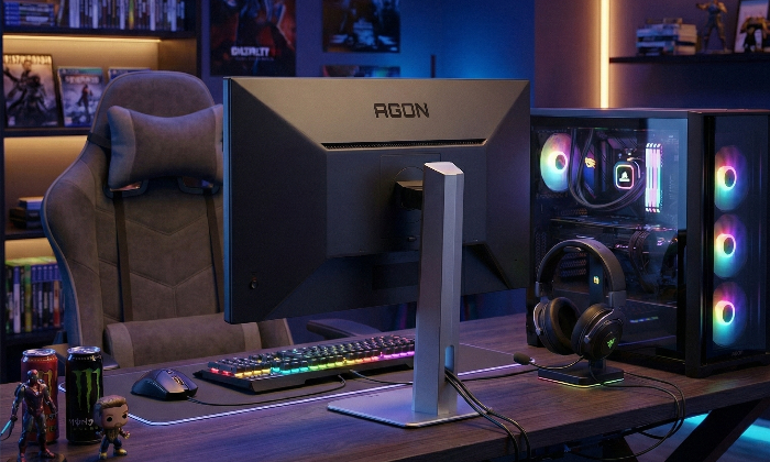 Ergonomic Height-Adjustable Stand: Play in Total Comfort